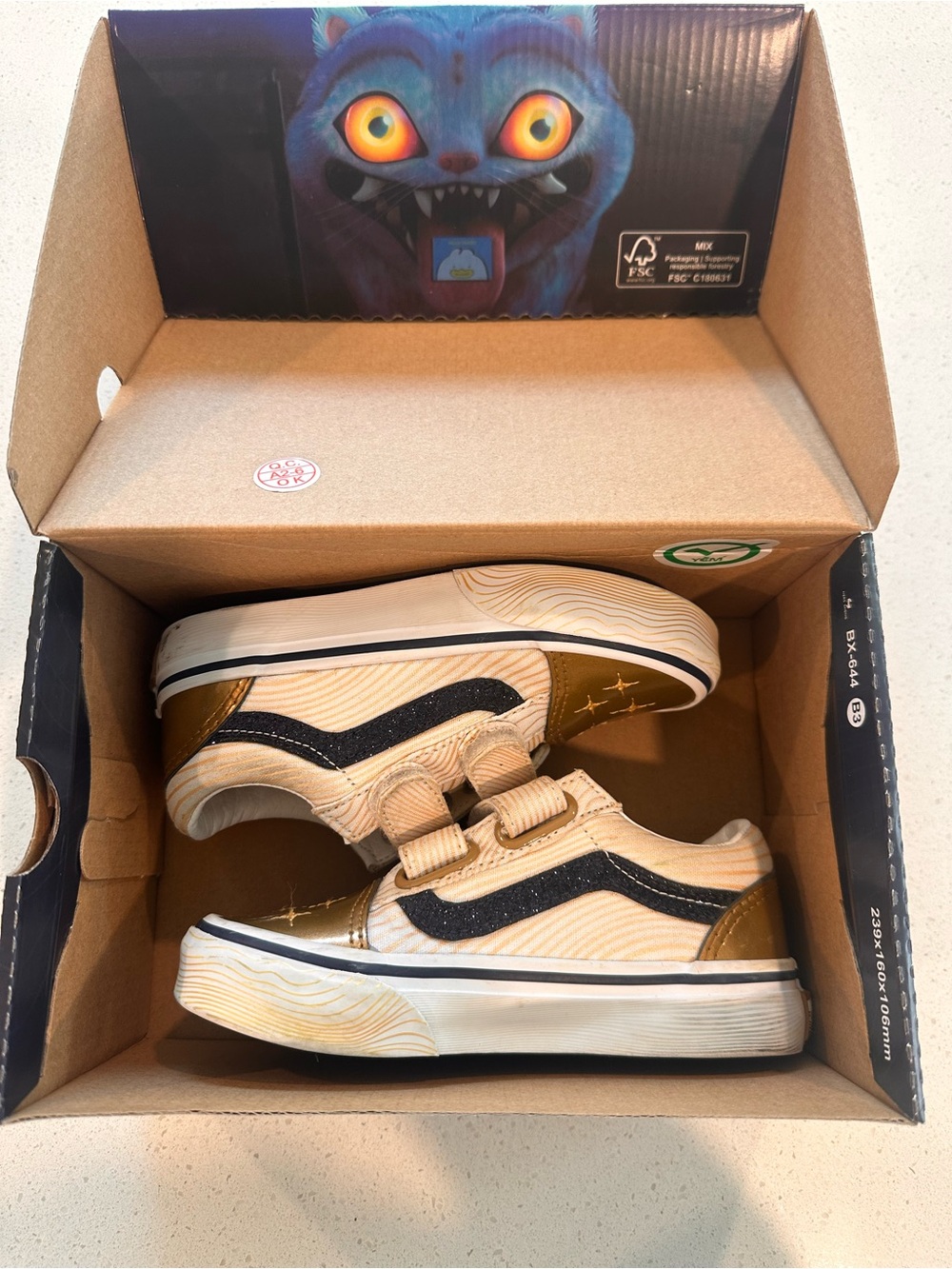 Vans demon hunters huntrix Kids beige and Black Velcro Sneakers with Gold Accent